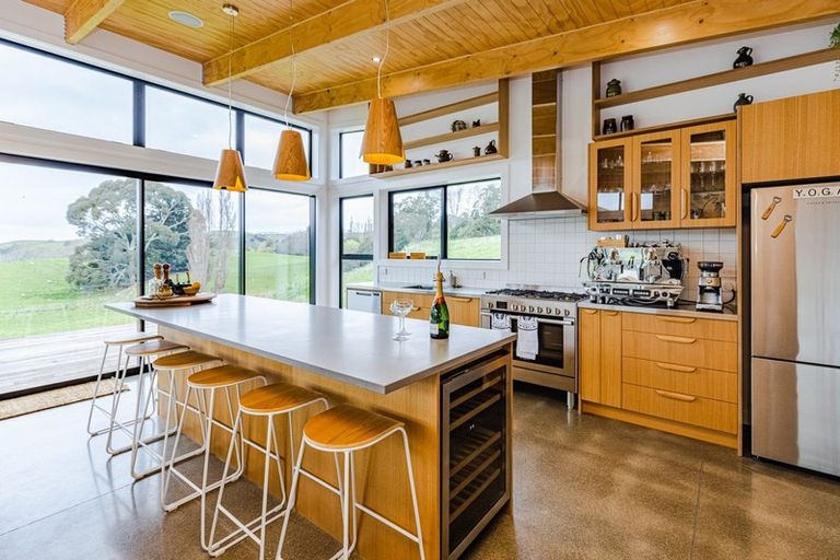 Photo of property in 360a Longbush Road, Hinakura, Masterton, 5884