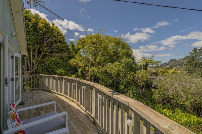 Photo of property in 4 Ocean Beach Road, Tairua, 3508