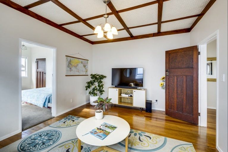 Photo of property in 16a Georges Drive, Napier South, Napier, 4110