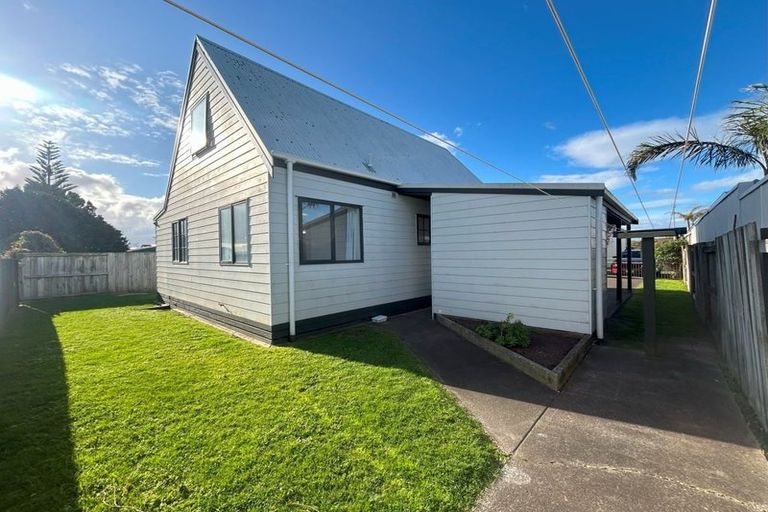 Photo of property in 884b Papamoa Beach Road, Papamoa Beach, Papamoa, 3118