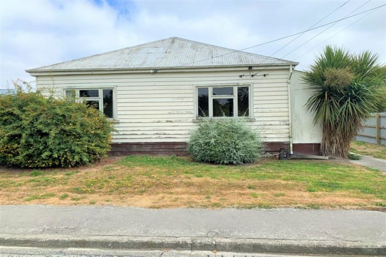 Photo of property in 42 Wilson Street, Geraldine, 7930