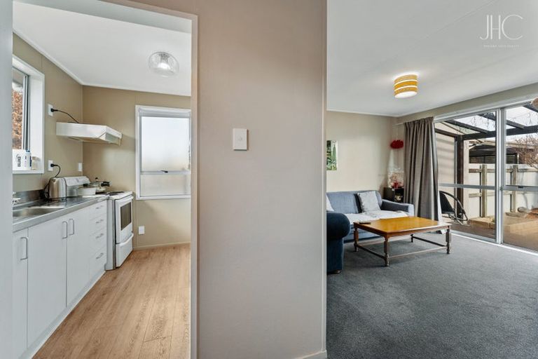 Photo of property in 66b Molyneux Avenue, Cromwell, 9310