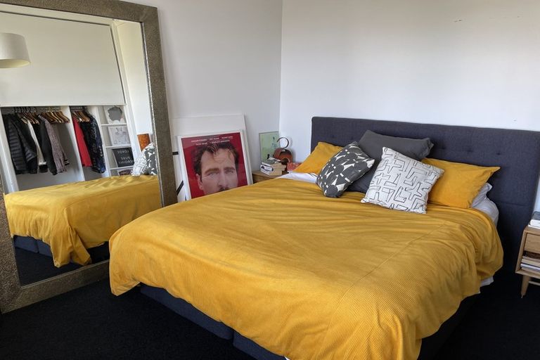 Photo of property in 82 Moana Road, Kelburn, Wellington, 6012