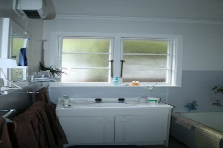 Photo of property in 239 Ilam Road, Ilam, Christchurch, 8041