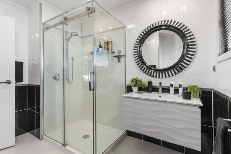 Photo of property in 114 Tirohanga Drive, Whangamata, 3620