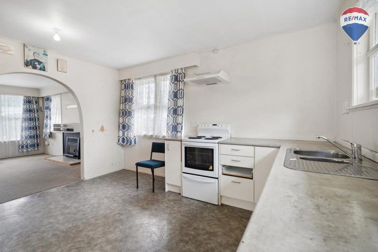 Photo of property in 4 Benge Crescent, Clouston Park, Upper Hutt, 5018