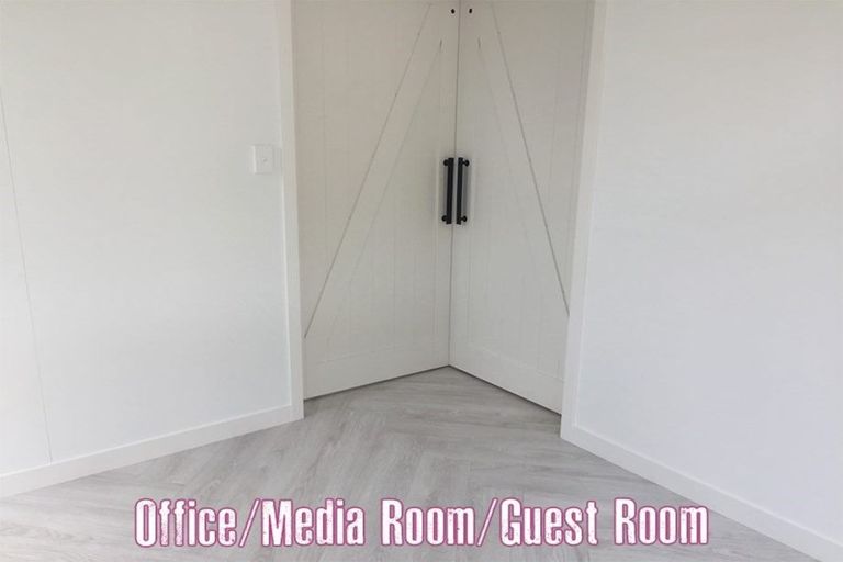 Photo of property in 61 Wakefield Avenue, Sumner, Christchurch, 8081