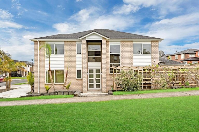 Photo of property in 62 Castlederg Drive, Flat Bush, Auckland, 2019