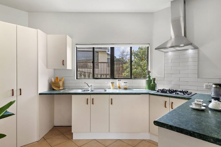 Photo of property in 7 Sample Road, Albany, Auckland, 0632