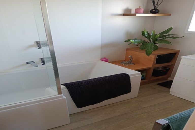 Photo of property in 2/6 Hauiti Drive, Warkworth, 0910