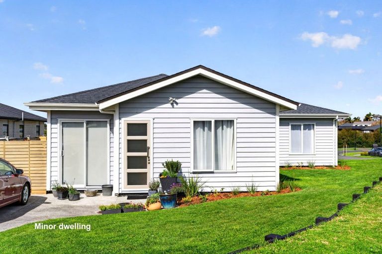 Photo of property in 4 Gemscott Crescent, Huapai, Kumeu, 0810