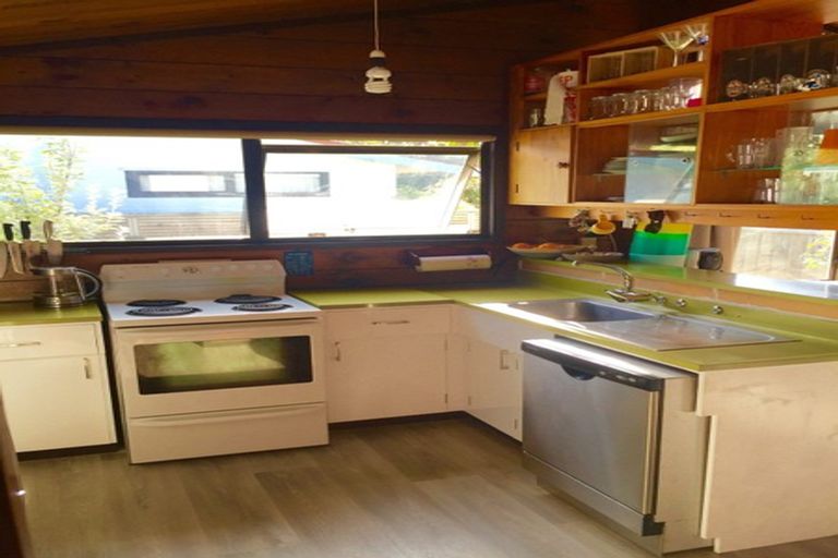 Photo of property in 80 Rimu Road, Raumati Beach, Paraparaumu, 5032