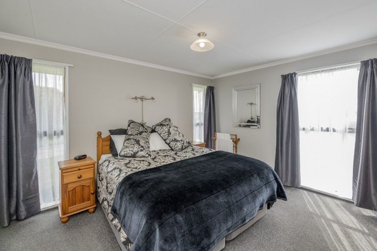 Photo of property in 14 Matipo Street, Levin, 5510