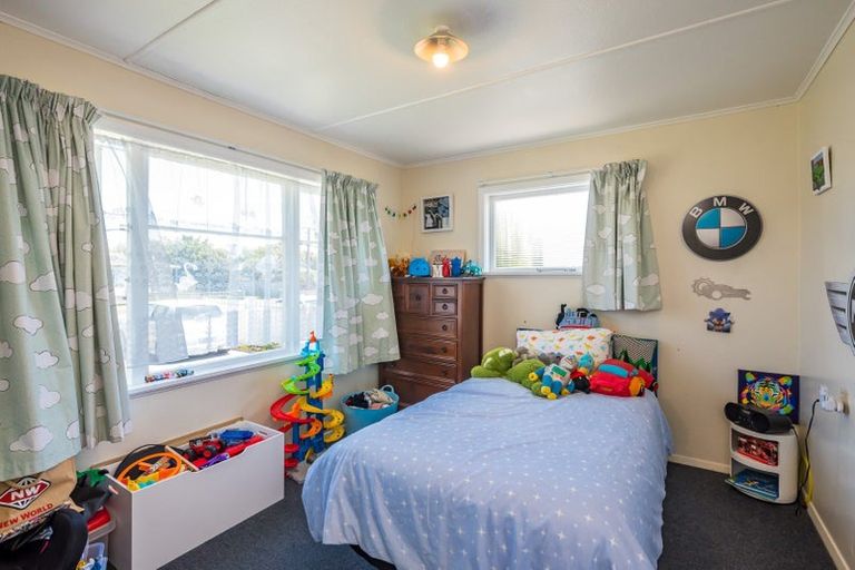 Photo of property in 23 Middlesex Street, Levin, 5510