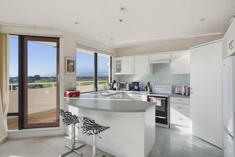 Photo of property in The Links, 20/378-382 Kapiti Road, Paraparaumu Beach, Paraparaumu, 5032