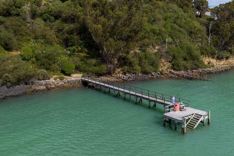 Photo of property in 301 Marine Drive, Charteris Bay, Governors Bay, 8971