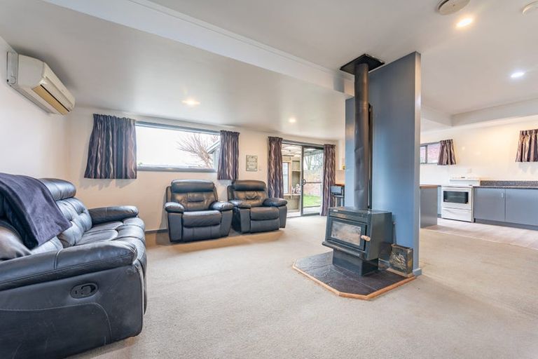 Photo of property in 22 Saint Leonards Road, Temuka, 7920