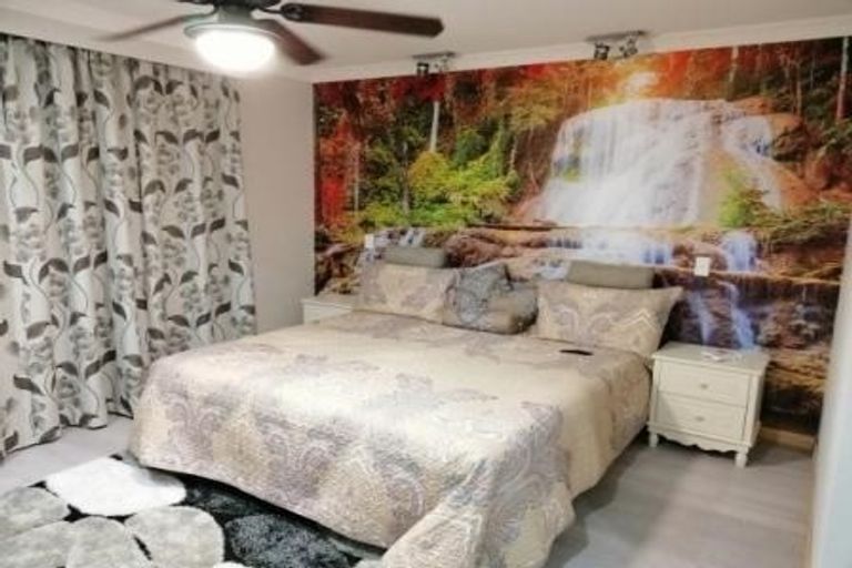 Photo of property in 76 Ferndown Avenue, Papatoetoe, Auckland, 2025