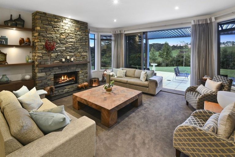 Photo of property in 100 Hobson Road, Lucas Heights, Auckland, 0632