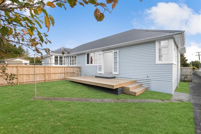 Photo of property in 54a Arimu Road, Papakura, 2110