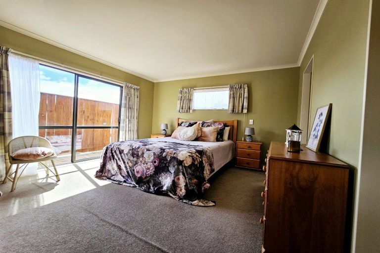 Photo of property in 8f Blennerville Close, Marton, 4710