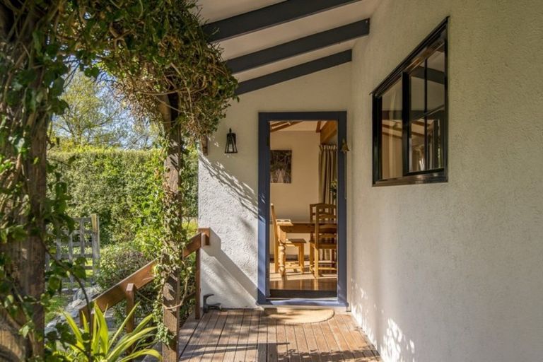 Photo of property in 24 Broad Street, Southbridge, 7602