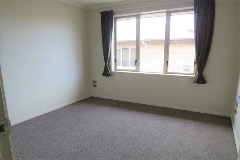 Photo of property in 7/114 Old Farm Road, Hamilton East, Hamilton, 3216