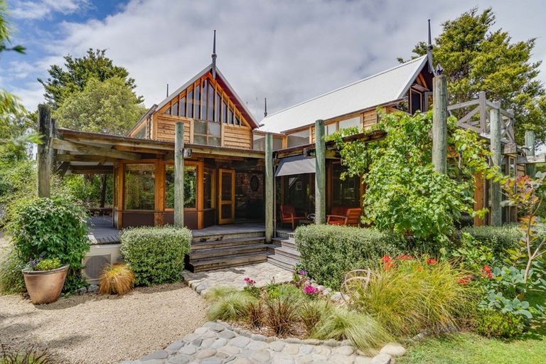 Photo of property in 28a Mcmaster Street, Greytown, 5712