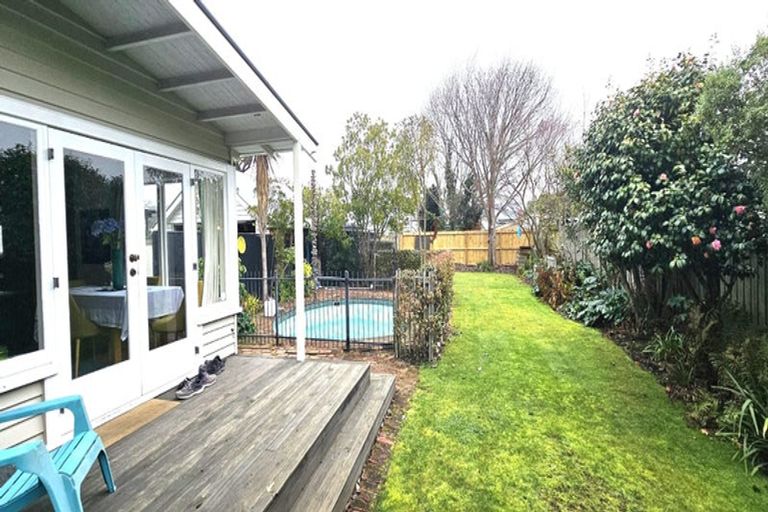 Photo of property in 43 Hartley Street, Foxton Beach, Foxton, 4815