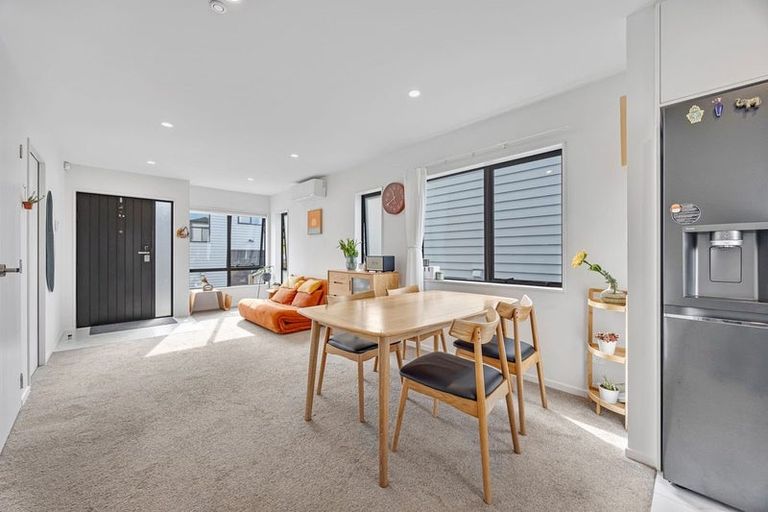 Photo of property in 13d Morton Avenue, Forrest Hill, Auckland, 0620