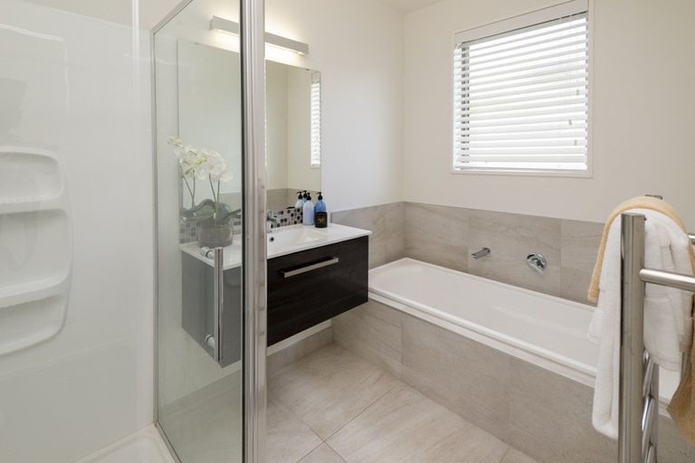 Photo of property in 8 Defender Crescent, Beachlands, Auckland, 2018