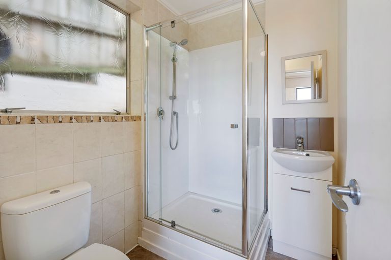 Photo of property in 25 Duncansby Road, Stanmore Bay, Whangaparaoa, 0932