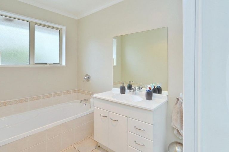 Photo of property in 55 Springwater Avenue, Northwood, Christchurch, 8051