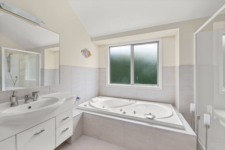 Photo of property in 19 Newton Watts Drive, Kerikeri, 0294