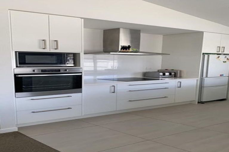 Photo of property in 22 Rotomanu Place, Pyes Pa, Tauranga, 3112