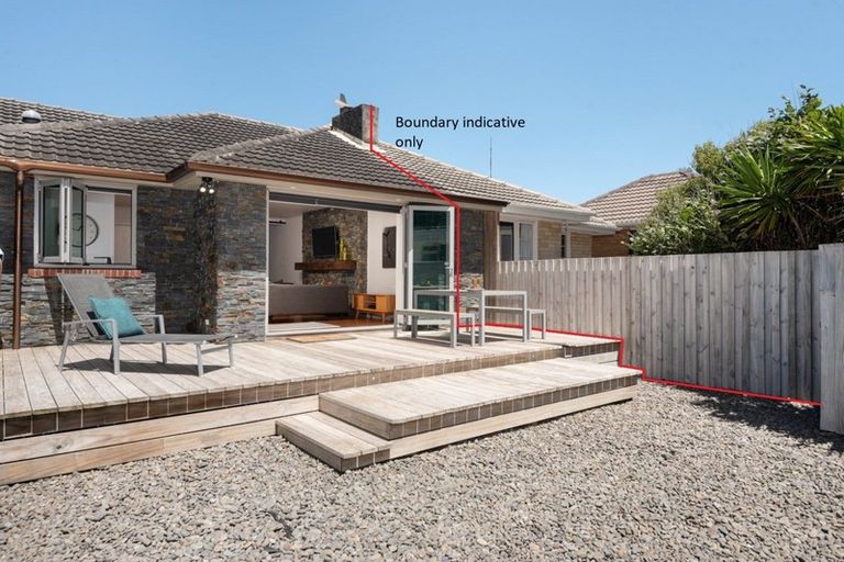 Photo of property in 2/54 Marine Parade, Mount Maunganui, 3116