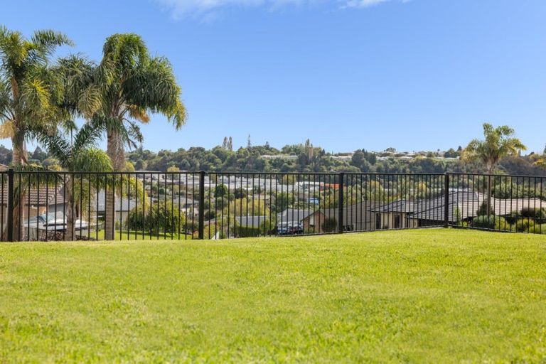 Photo of property in 39 Danny Place, Pyes Pa, Tauranga, 3112