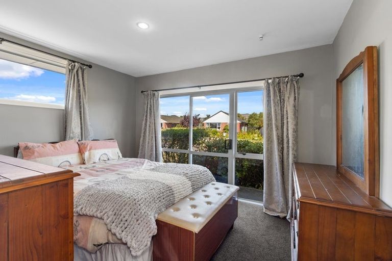 Photo of property in 1/3 Roberta Drive, Somerfield, Christchurch, 8024