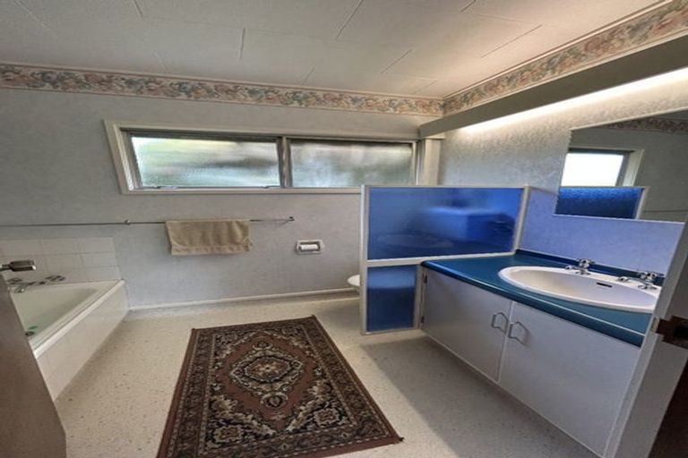 Photo of property in 8 Miller Place, Masterton, 5810