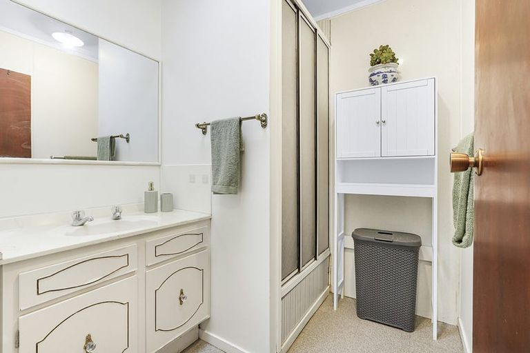 Photo of property in 33 Anthony Crescent, Bader, Hamilton, 3206