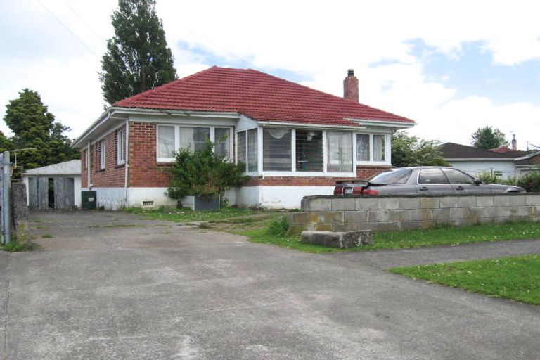 Photo of property in 3 Gordon Road, Papatoetoe, Auckland, 2025