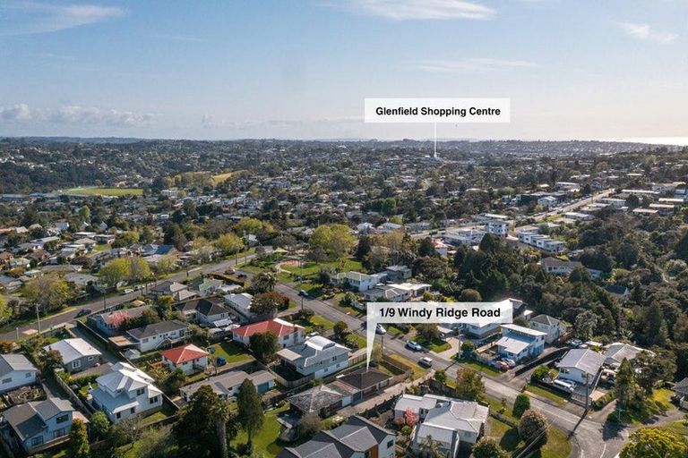 Photo of property in 1/9 Windy Ridge Road, Glenfield, Auckland, 0629