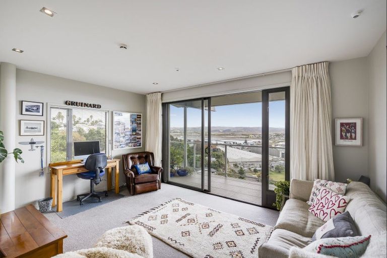 Photo of property in Northridge Apartments Stage Z, 1/22 Hospital Terrace, Hospital Hill, Napier, 4110