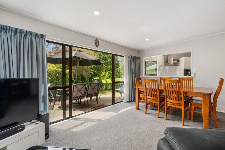 Photo of property in 28 Kentucky Way, Awapuni, Palmerston North, 4412