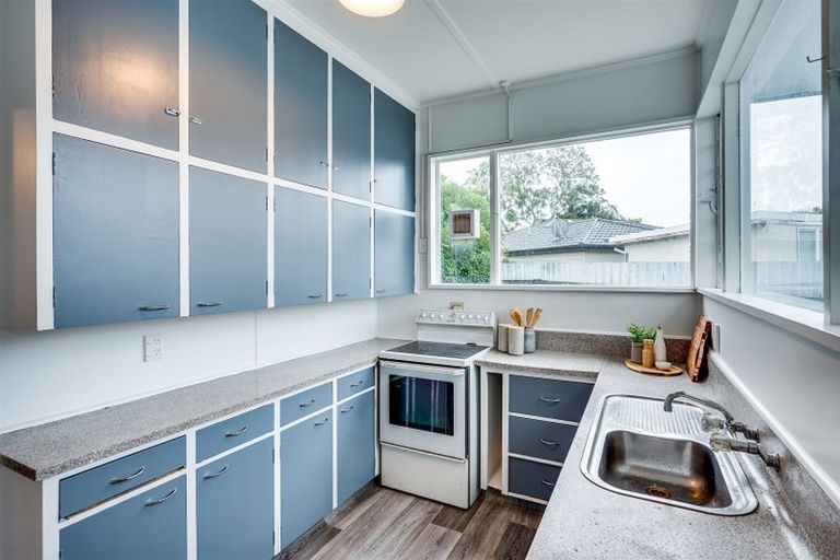 Photo of property in 279 Kennedy Road, Onekawa, Napier, 4110