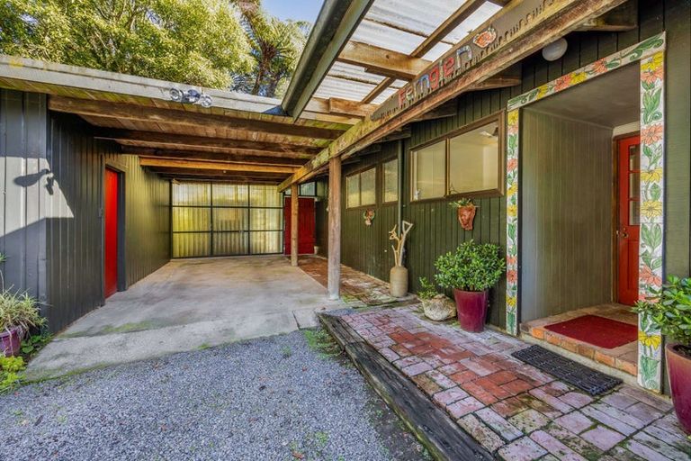 Photo of property in 66 Kent Terrace, Midhirst, Stratford, 4394