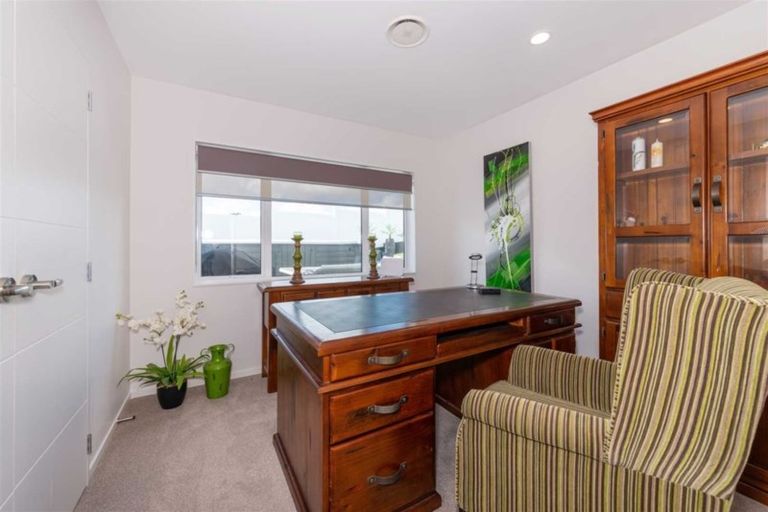 Photo of property in 26 Will Street, Huapai, Kumeu, 0810