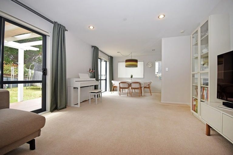 Photo of property in 9 Buccaneer Court, Gulf Harbour, Whangaparaoa, 0930