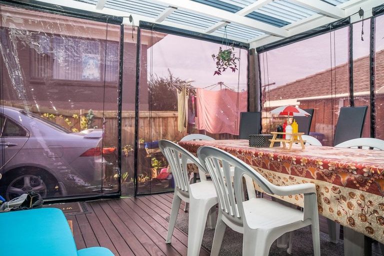 Photo of property in 70a Wallace Road, Papatoetoe, Auckland, 2025