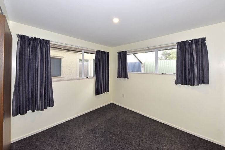 Photo of property in 2/49 Tedder Avenue, North New Brighton, Christchurch, 8083